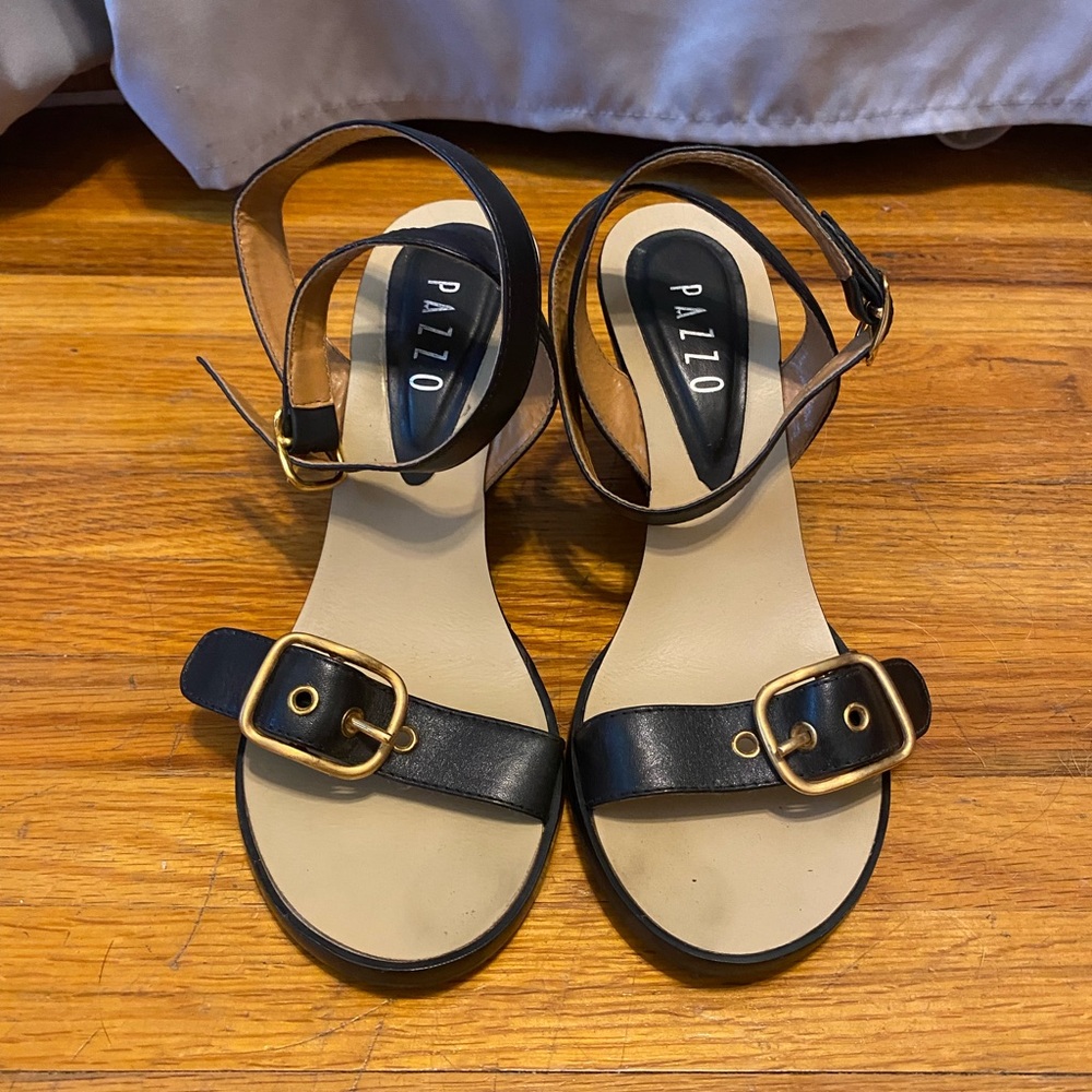 Strappy sandal wedges